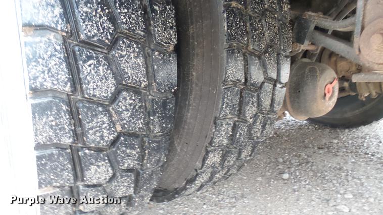 image for item DC1801 2010 Blue Bird Vision school bus