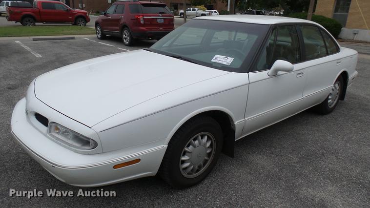image for item DC1810 1998 Oldsmobile Eighty Eight LS