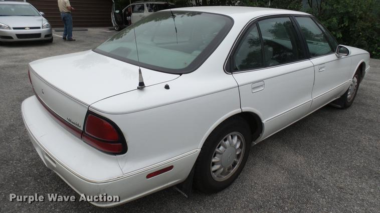 image for item DC1810 1998 Oldsmobile Eighty Eight LS