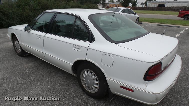 image for item DC1810 1998 Oldsmobile Eighty Eight LS