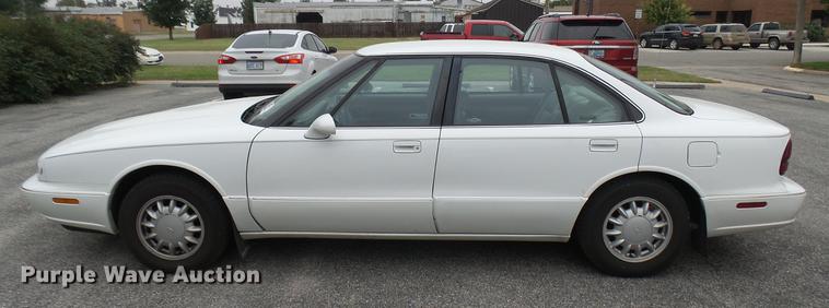 image for item DC1810 1998 Oldsmobile Eighty Eight LS