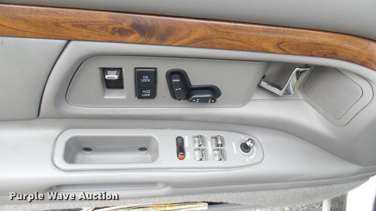 image for item DC1810 1998 Oldsmobile Eighty Eight LS