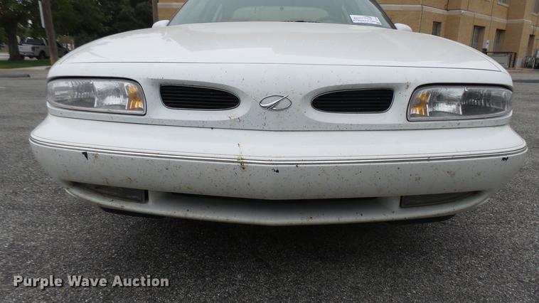 image for item DC1810 1998 Oldsmobile Eighty Eight LS
