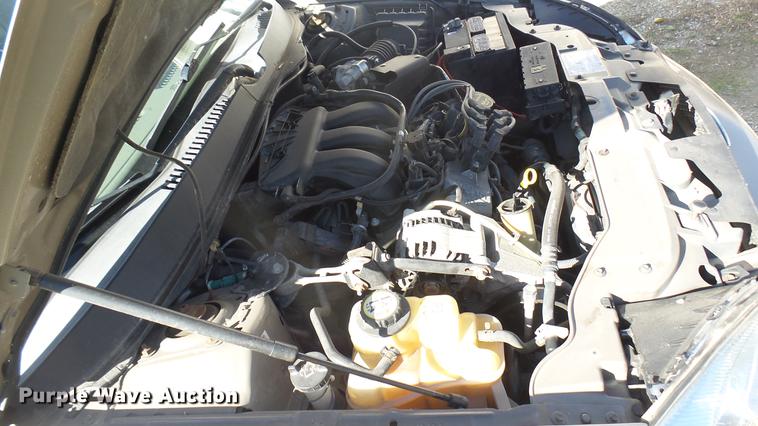 image for item DC1832 2005 Ford Taurus