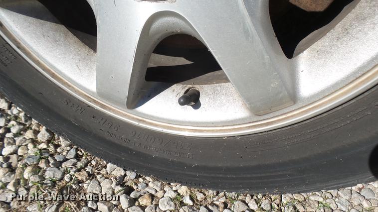 image for item DC1832 2005 Ford Taurus