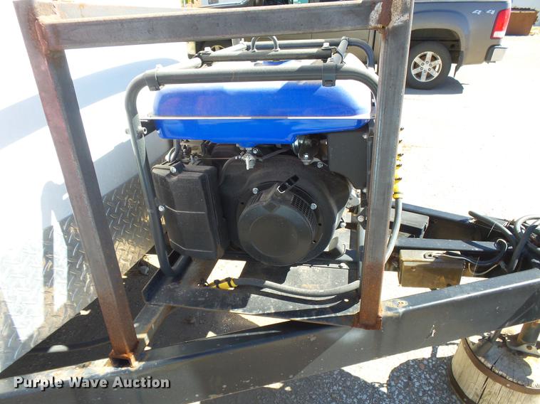 image for item DC3790 2001 Cherokee enclosed cargo trailer