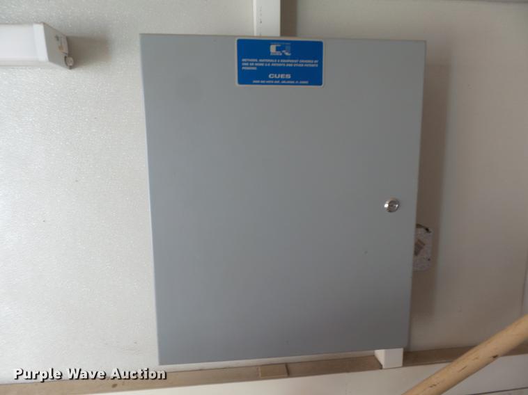 image for item DC3790 2001 Cherokee enclosed cargo trailer