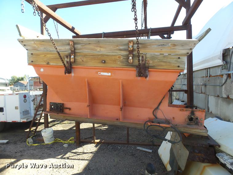 image for item DC3791 Fiberglass Products 85A spreader