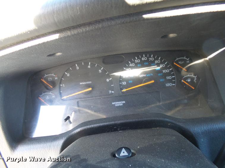 image for item DC3792 2001 Dodge Durango SUV