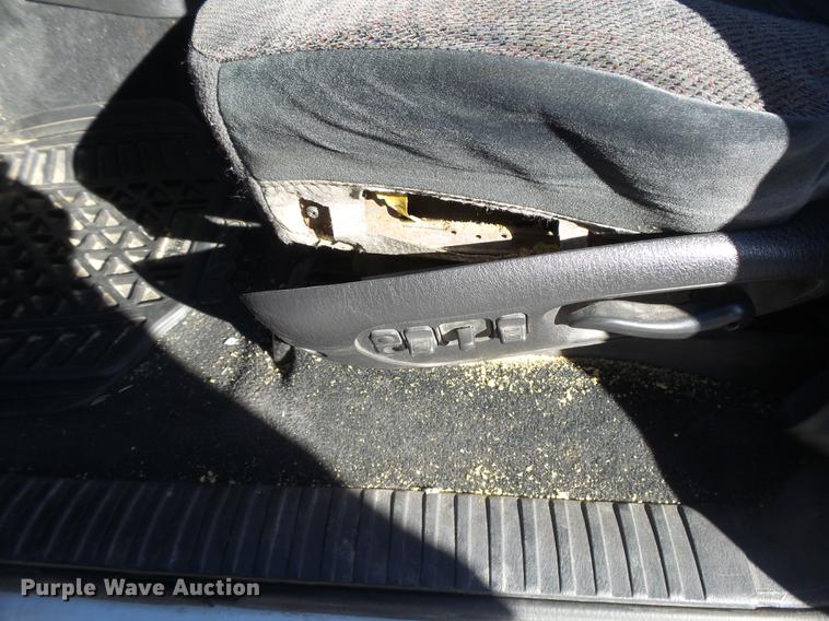 image for item DC3792 2001 Dodge Durango SUV