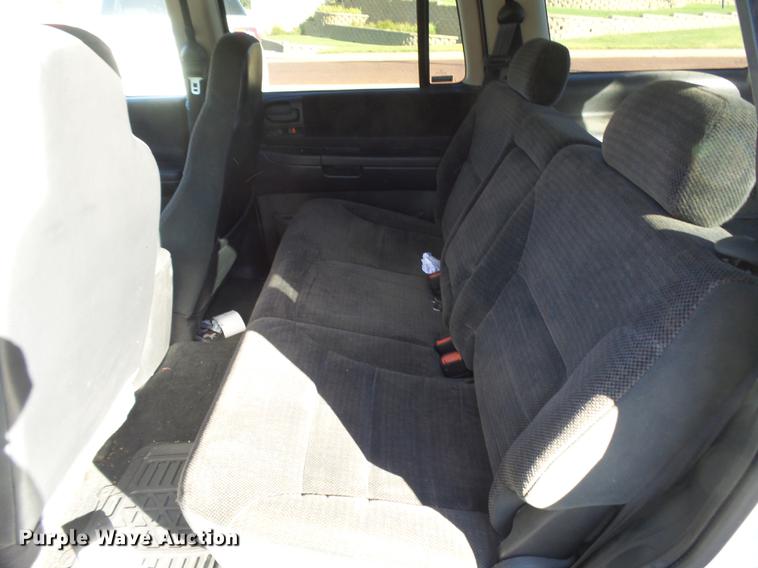 image for item DC3792 2001 Dodge Durango SUV