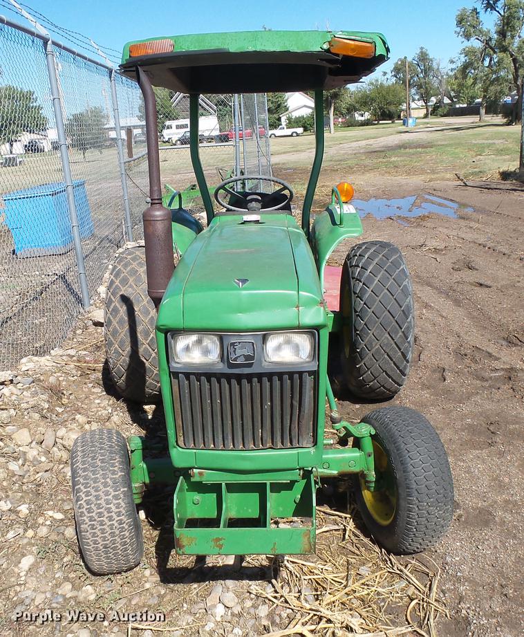 image for item DC3797 1979 John Deere 850 tractor