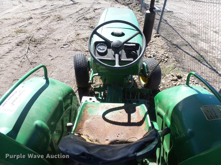 image for item DC3797 1979 John Deere 850 tractor