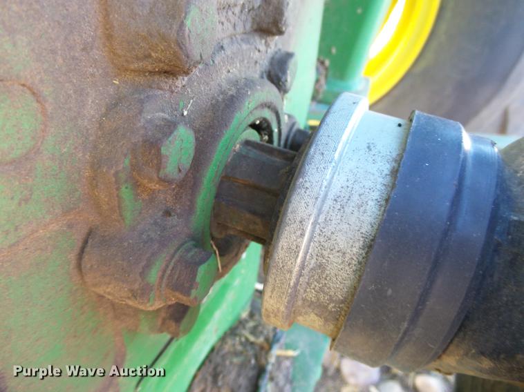 image for item DC3797 1979 John Deere 850 tractor