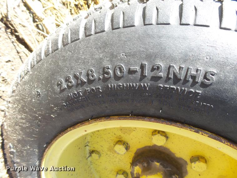 image for item DC3797 1979 John Deere 850 tractor