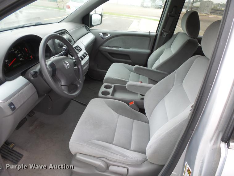 image for item DC3803 2010 Honda Odyssey van