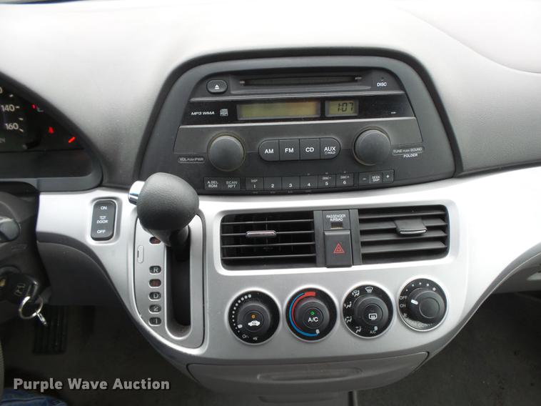 image for item DC3803 2010 Honda Odyssey van