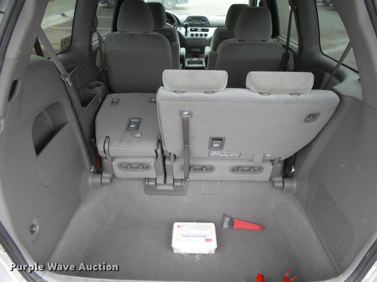 image for item DC3803 2010 Honda Odyssey van