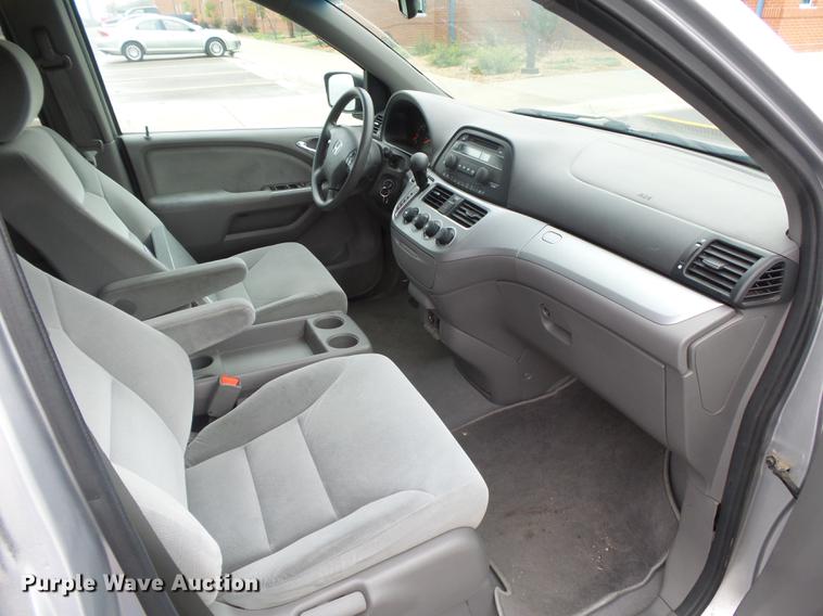 image for item DC3803 2010 Honda Odyssey van