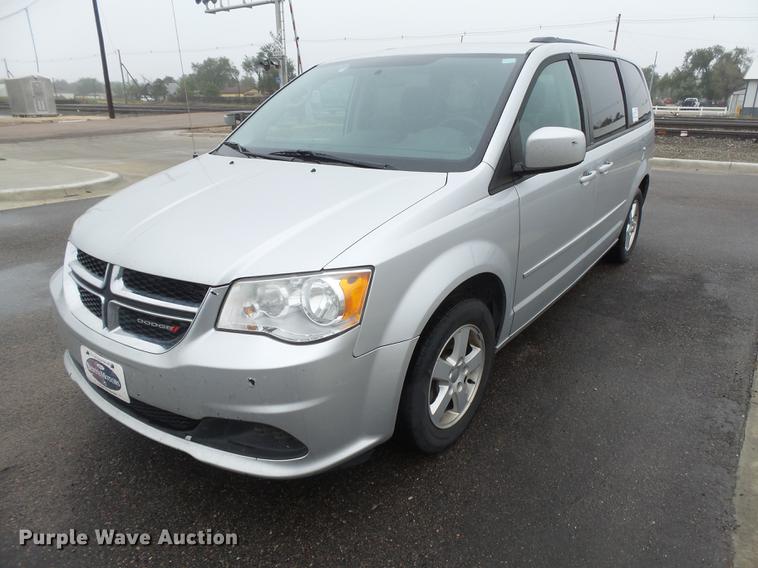 image for item DC3804 2012 Dodge Grand Caravan van