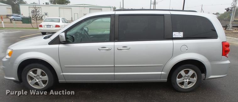 image for item DC3804 2012 Dodge Grand Caravan van