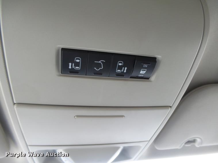 image for item DC3804 2012 Dodge Grand Caravan van