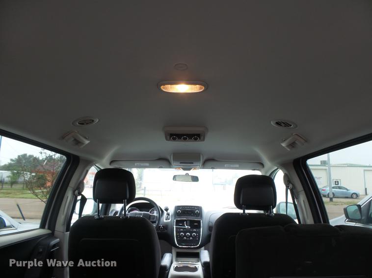 image for item DC3804 2012 Dodge Grand Caravan van