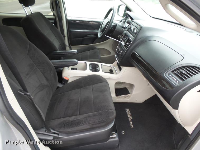 image for item DC3804 2012 Dodge Grand Caravan van