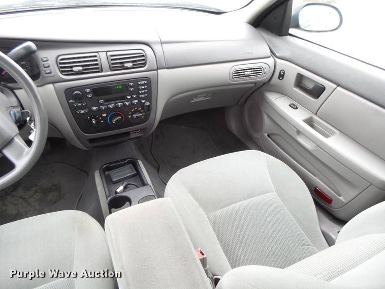 image for item DC3807 2006 Ford Taurus SE