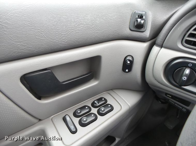 image for item DC3807 2006 Ford Taurus SE