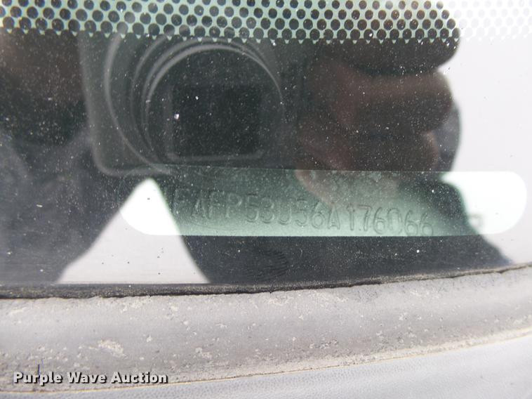 image for item DC3807 2006 Ford Taurus SE