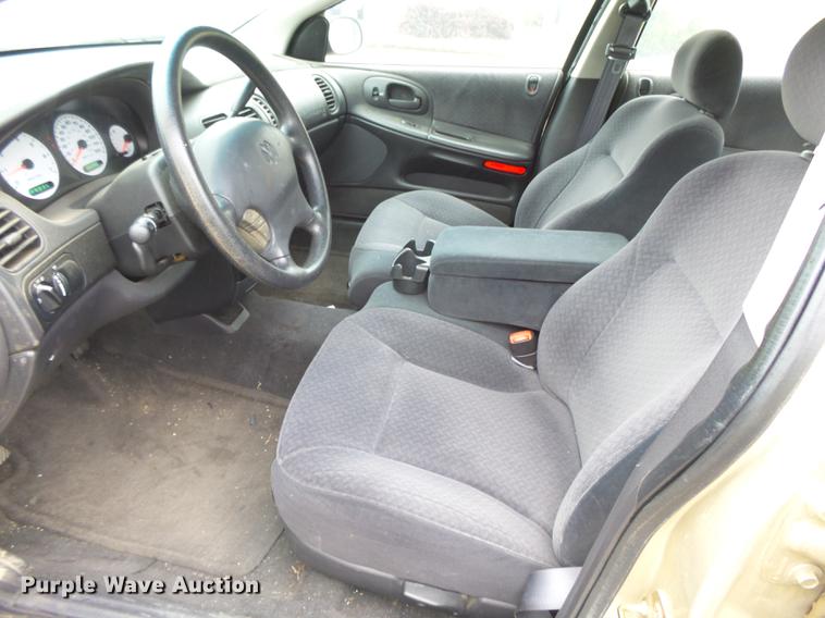 image for item DC3808 2000 Dodge Intrepid