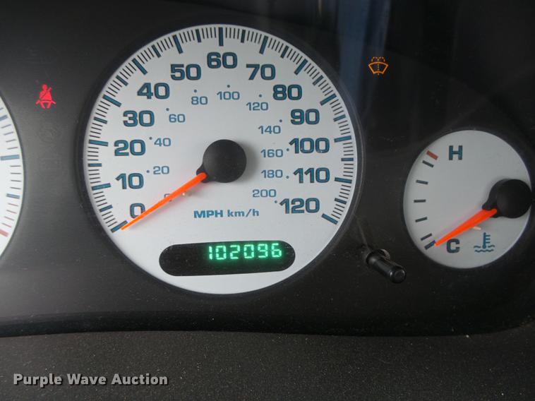 image for item DC3808 2000 Dodge Intrepid