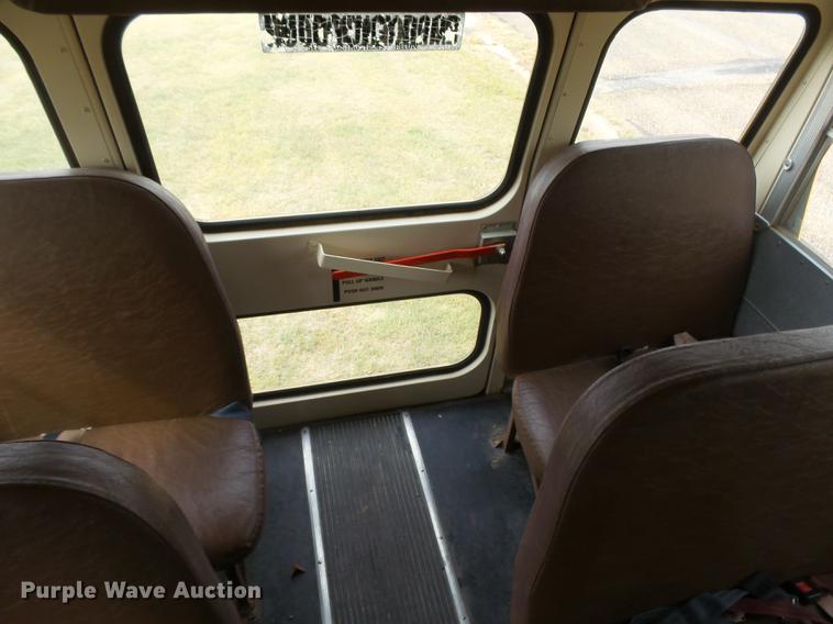 image for item DC3824 1996 Chevrolet G30 school bus