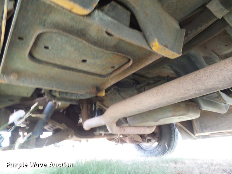 image for item DC3824 1996 Chevrolet G30 school bus