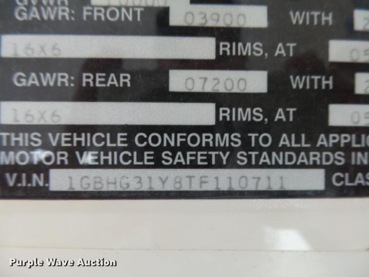 image for item DC3824 1996 Chevrolet G30 school bus