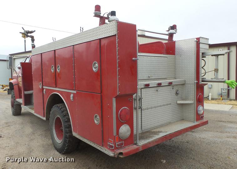 image for item DC3825 1985 GMC 7000 fire truck