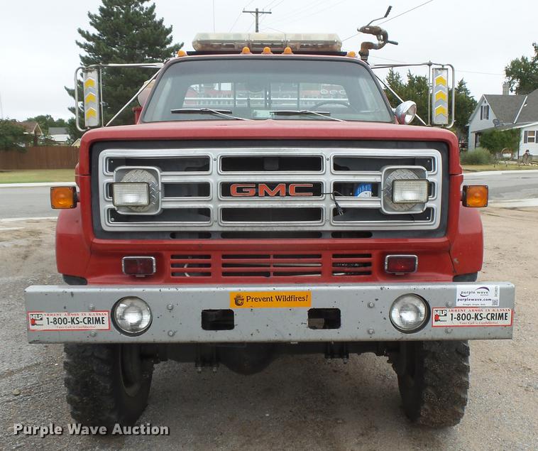 image for item DC3825 1985 GMC 7000 fire truck