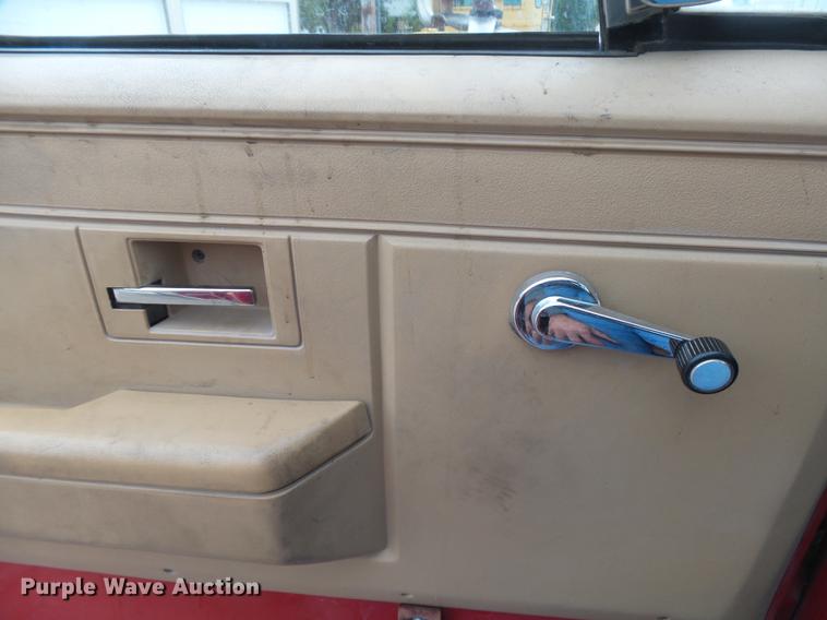 image for item DC3825 1985 GMC 7000 fire truck