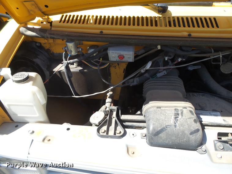 image for item DC3846 1990 Chevrolet G30 school bus