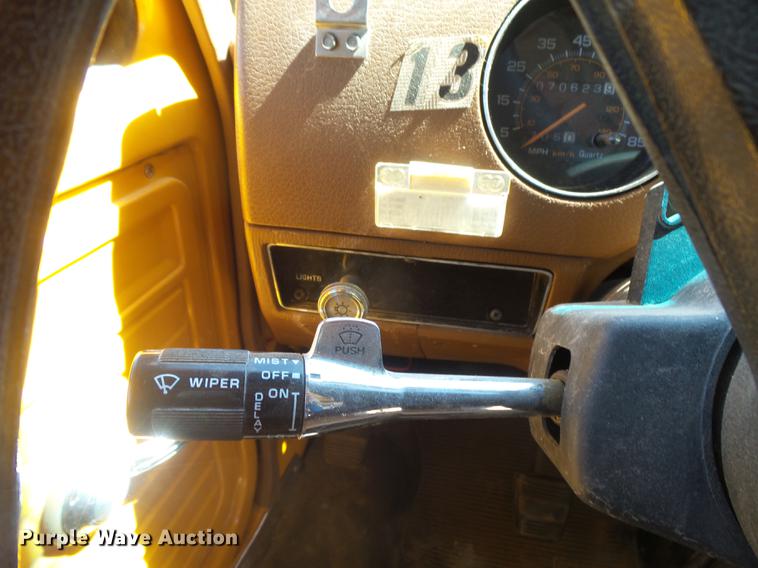 image for item DC3846 1990 Chevrolet G30 school bus