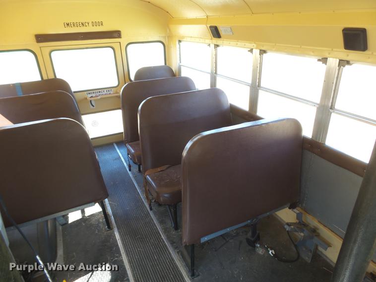 image for item DC3846 1990 Chevrolet G30 school bus