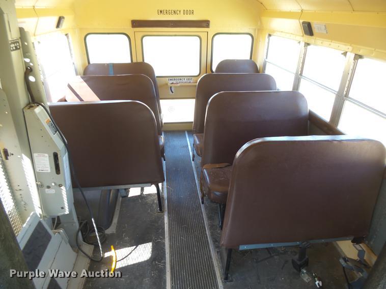 image for item DC3846 1990 Chevrolet G30 school bus