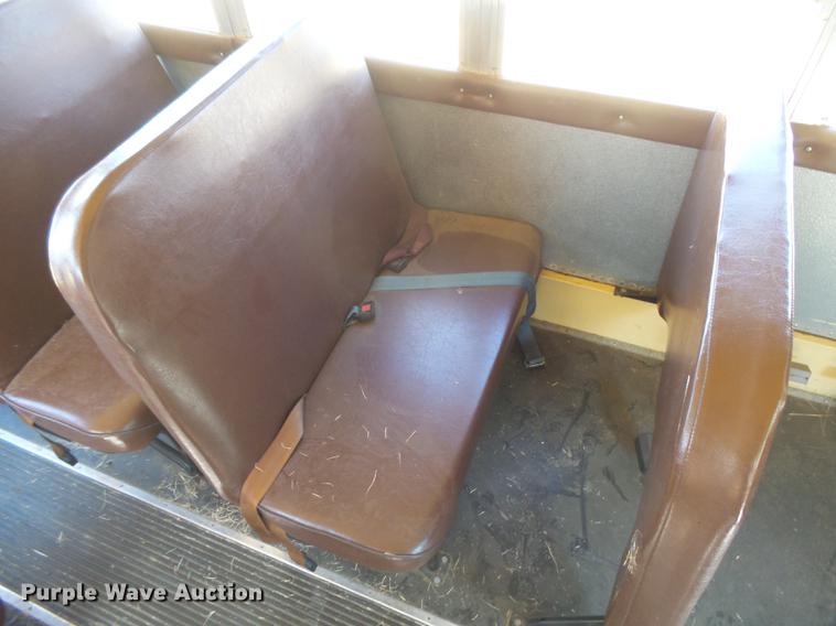 image for item DC3846 1990 Chevrolet G30 school bus