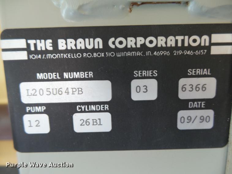 image for item DC3846 1990 Chevrolet G30 school bus