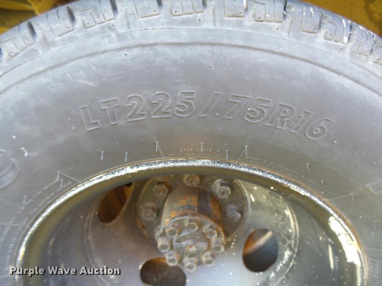 image for item DC3846 1990 Chevrolet G30 school bus