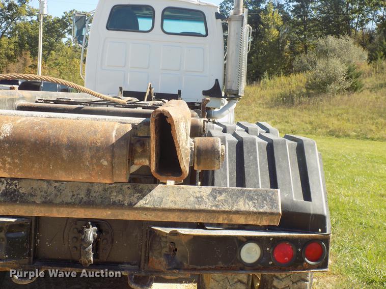 image for item DC4792 2004 Sterling LT9513 roll off truck