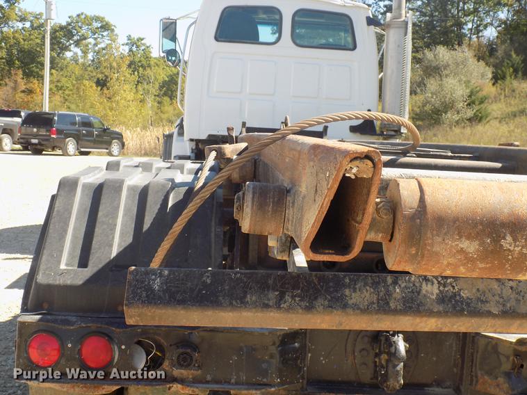 image for item DC4792 2004 Sterling LT9513 roll off truck