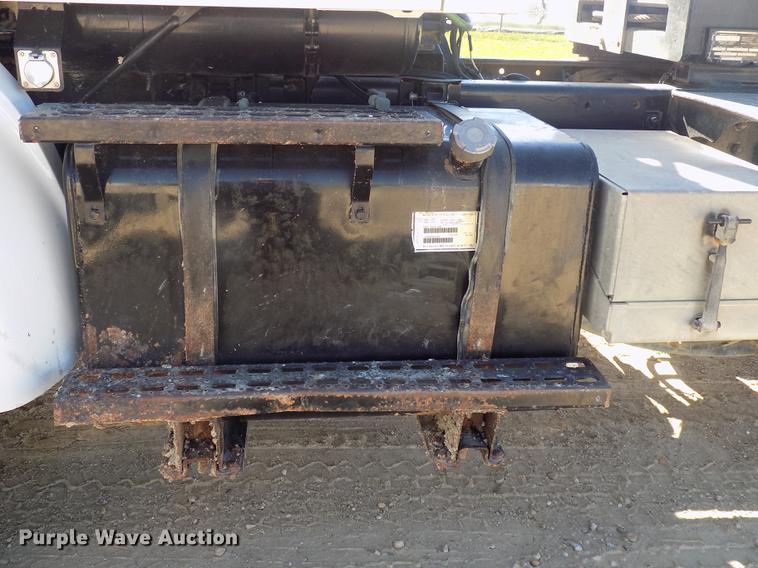 image for item DC4792 2004 Sterling LT9513 roll off truck