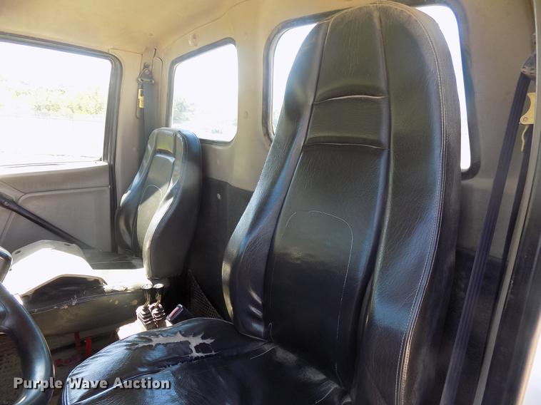 image for item DC4792 2004 Sterling LT9513 roll off truck